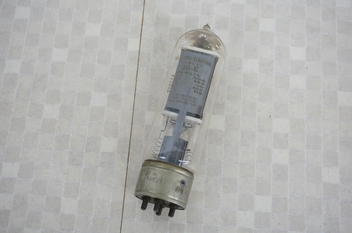 【全国無料，送料無料】 SK Western Electric ウエスタンエレクトリック 211-E 真空管 1本 a502360(真空管)｜売買されたオークション情報、yahooの商品情報をアーカイブ公開 - オークファン 真空管