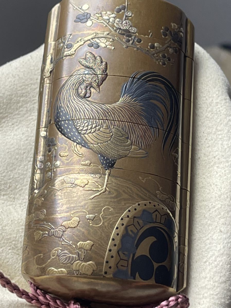 豪華絢爛！ 東秀齋 花押 作 本金蒔絵内梨地 高蒔絵梅鶏図印籠 印籠