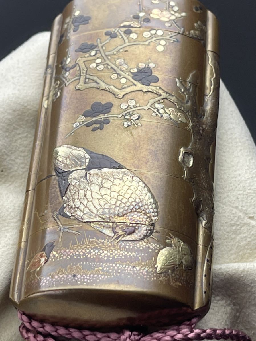 豪華絢爛！ 東秀齋 花押 作 本金蒔絵内梨地 高蒔絵梅鶏図印籠 印籠