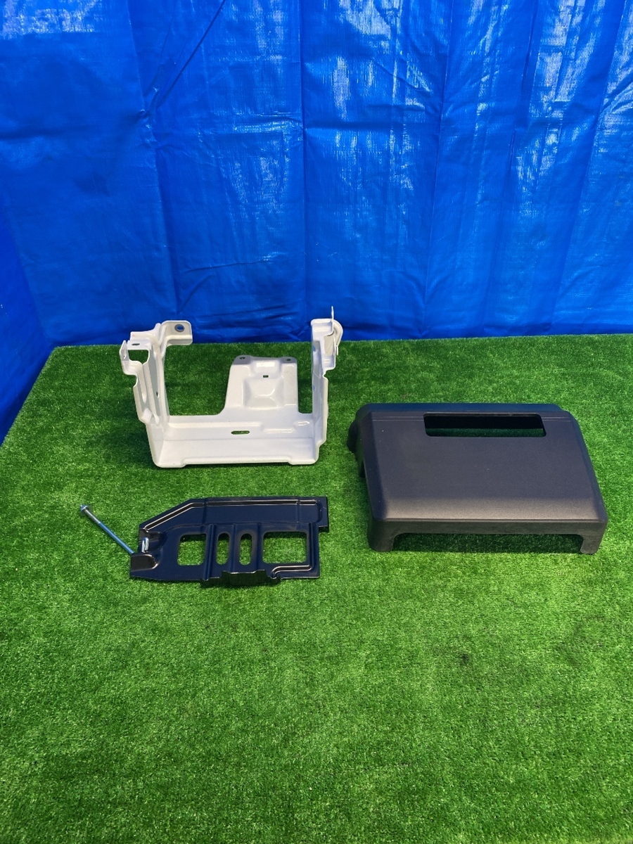 ☆S500P S510P ハイゼット 年式2019/09 純正品 バッテリーキャリア