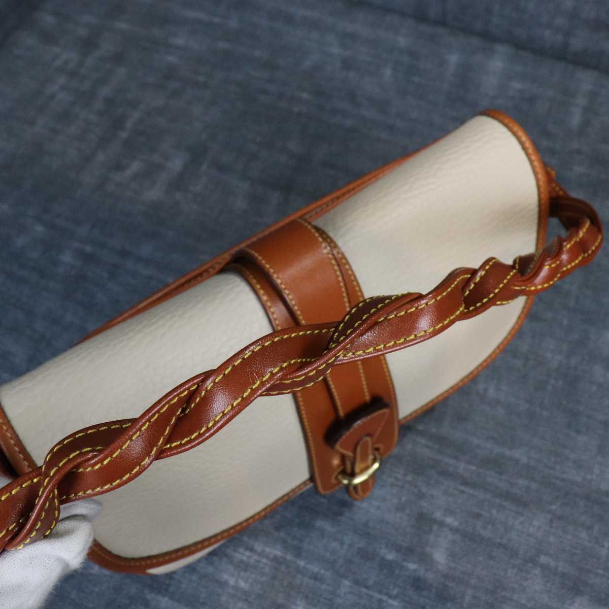 ☆1円スタート☆Dooney & Bourke ドゥーニーアンドバーク レザー 