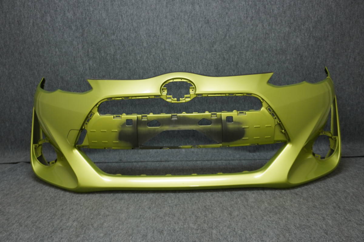 NHP10 中期 アクア 純正 フロントバンパー 52119-52A10 959-2