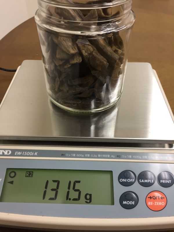 香木 沈香 お香 聞香 共箱 伽羅 KR716 重量50g 伽羅香 流香道具