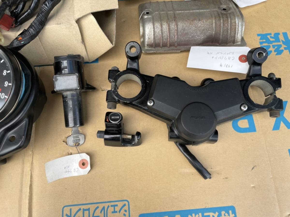ホンダCB750F用純正パーツセット メインハーネス トップブリッジ キー 