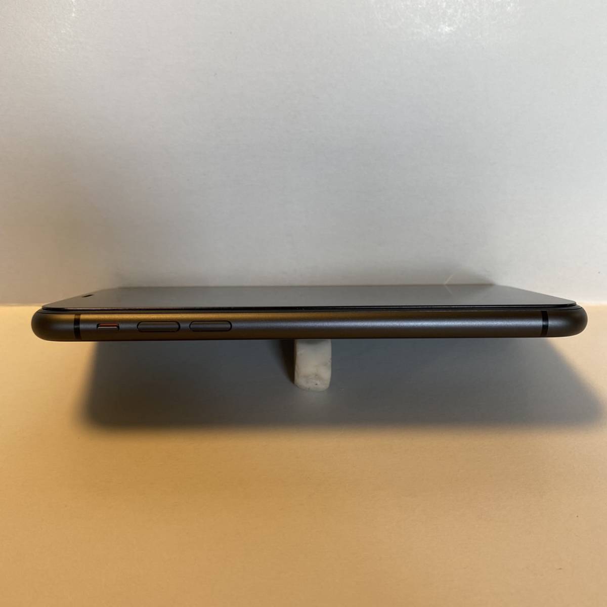 Apple iPhone11 64GB ブラック 黒 3F952J/A ソフトバンク softbank ②