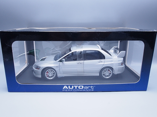 1⁄18 オートアート三菱ランサーエボリューション