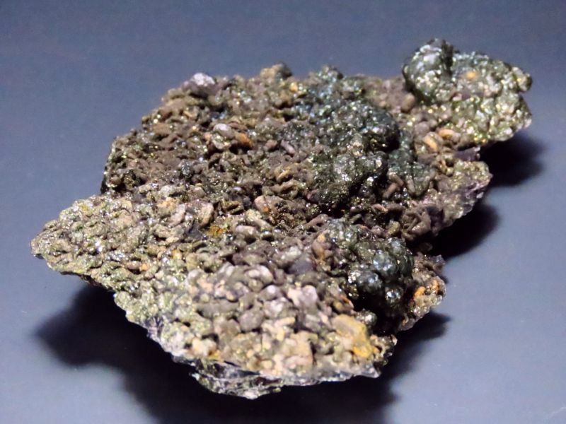 青森県尾太鉱山産 ⁄ 黄鉄鉱 (Quartz, Pyrite 水晶 水晶、黄鉄鉱＆閃 