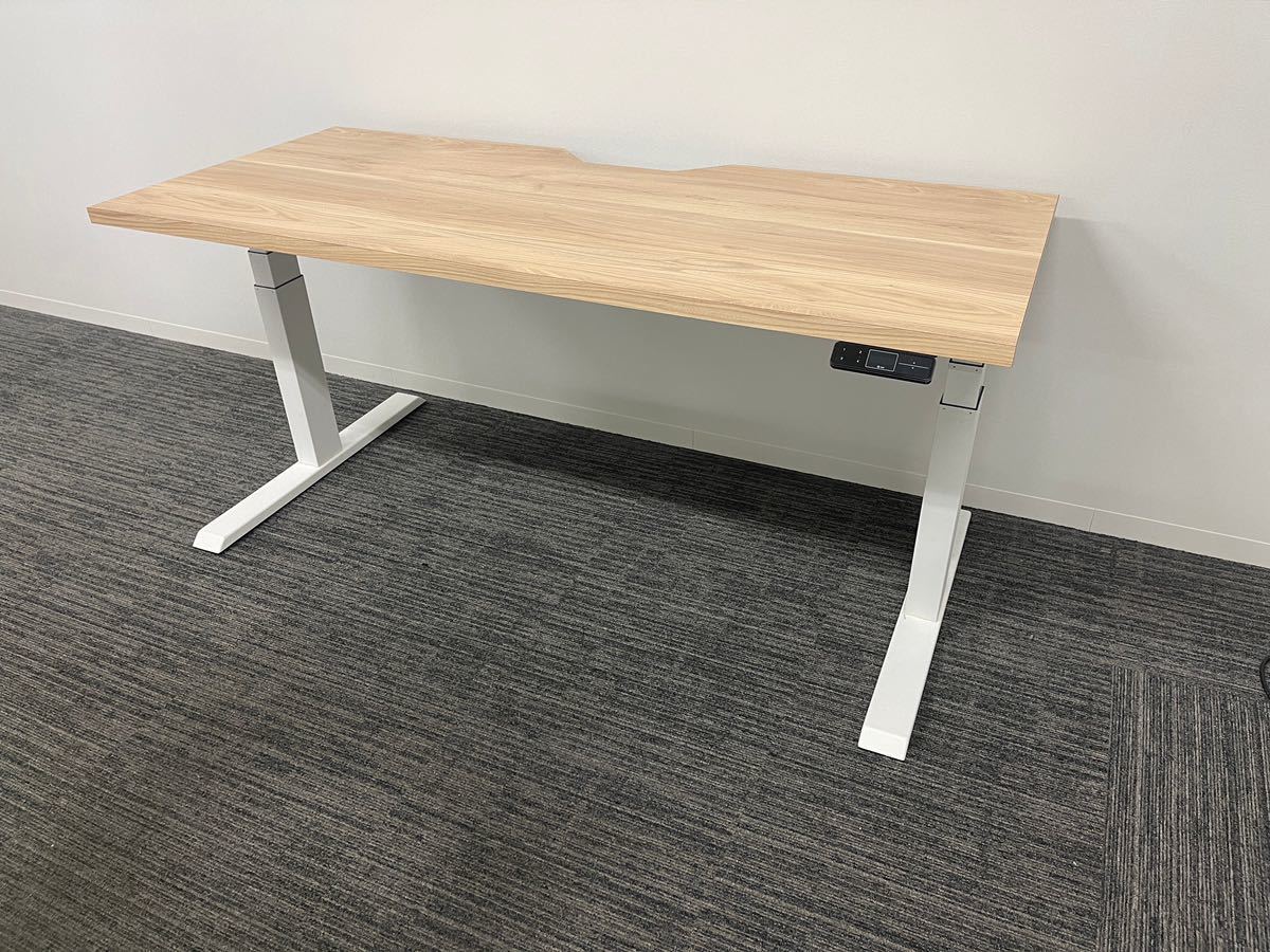 2086853_USM_TABLE_04