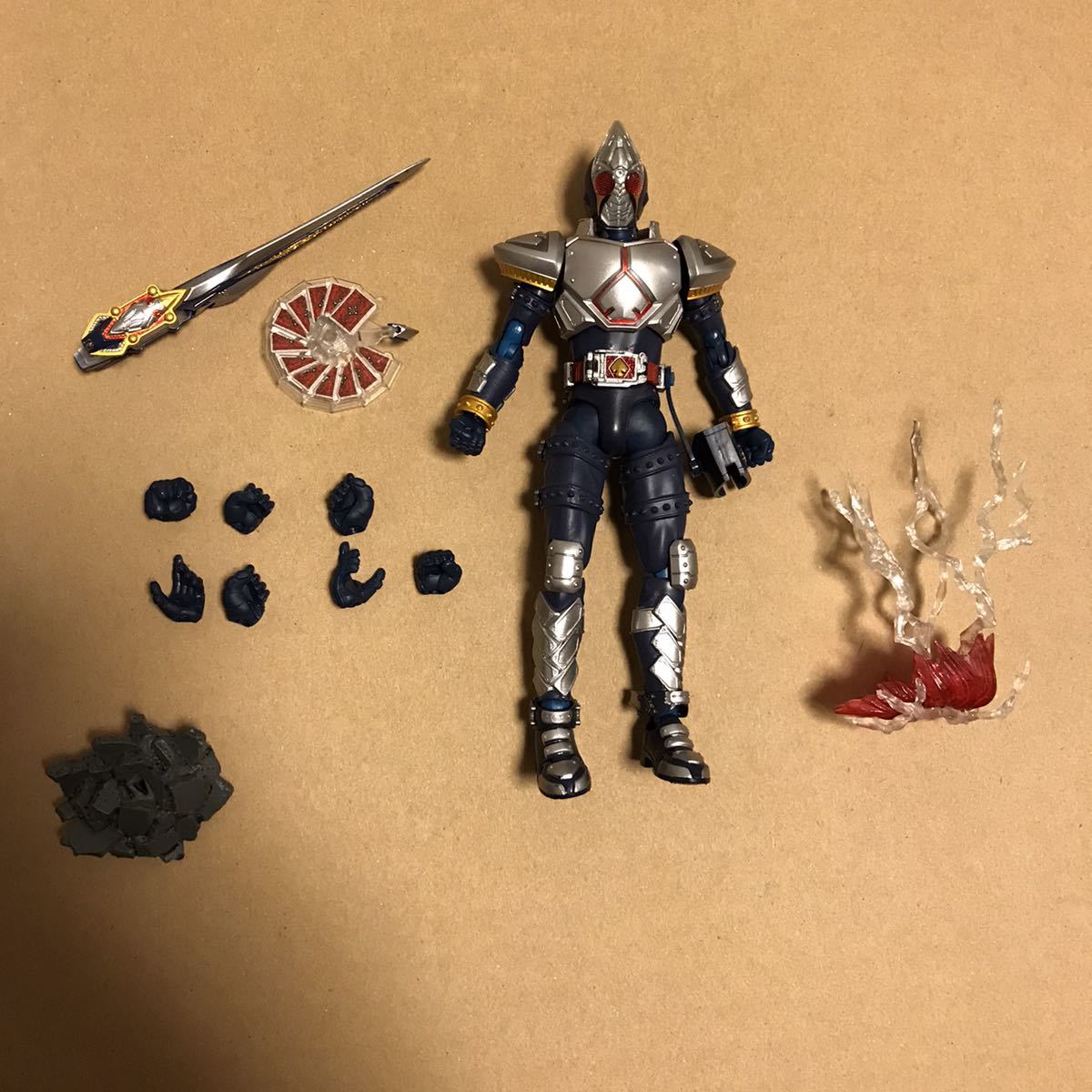 小改造！リペイント！ウルトラ怪獣シリーズ 大魔王獣 マガオロチの