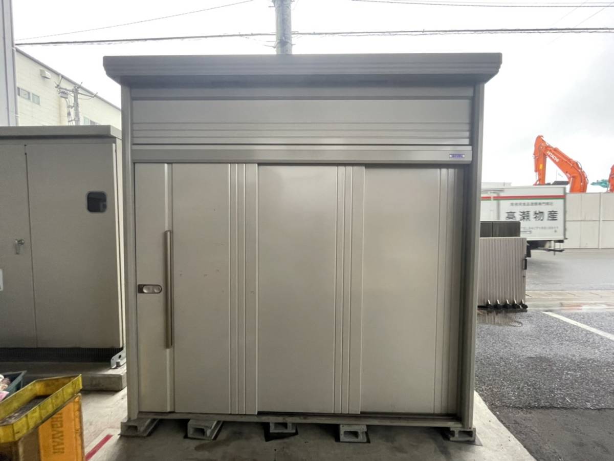 TAKUBO タクボ物置 【JN-2519シリーズ】 高さ2,580×幅2,520×奥行1,990 
