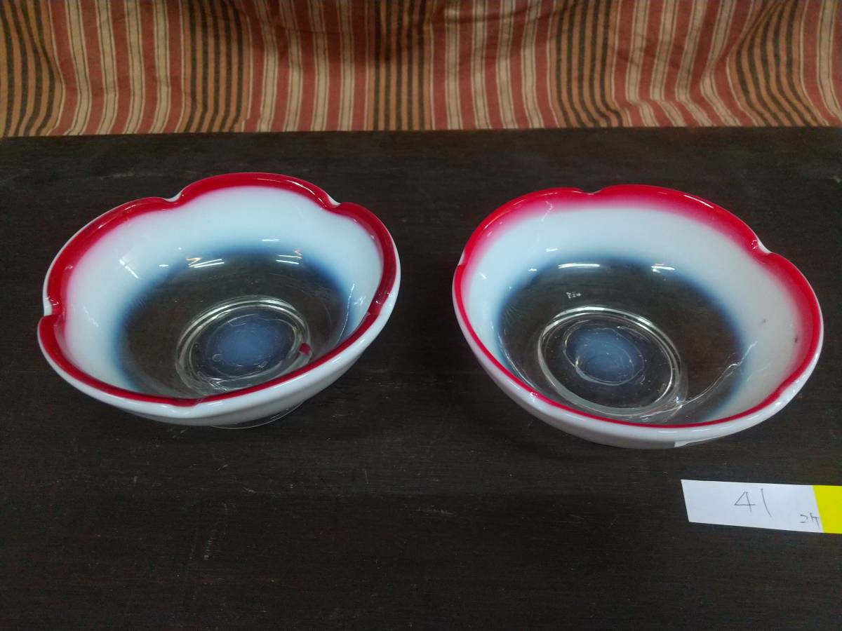 【送料無料】 氷コップ 2個 セット 輪花 縁氷コップ 吹きガラス 赤口 和ガラス 赤縁 型吹き 赤輪 乳白色 大正ロマン 昭和レトロ 赤 器 お皿(ガラス)｜売買されたオークション情報、yahooの商品情報をアーカ その他