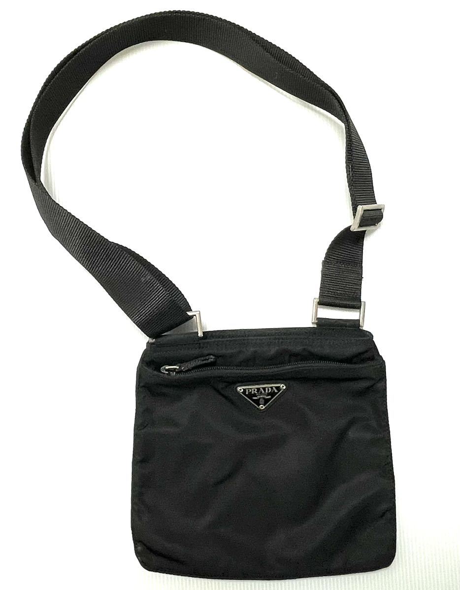 衝撃プライス！高級感溢れるイタリア製【PRADA プラダ】ナイロンミニショルダーバッグ【ブラック/黒/三角プレート】S5売切！ブランド/鞄