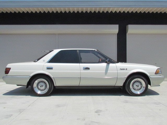 極上 外装 ピカピカ 平成2年式 トヨタ クラウン ロイヤルサルーン G V8 4000 Uzs131 実走行 検切れ 13 130 131 実働 車庫保管 クラウン 売買されたオークション情報 Yahooの商品情報をアーカイブ公開 オークファン Aucfan Com 極上 外装 ピカピカ 平成2年式 トヨタ クラウン ロイヤルサルーン G V8 4000 Uzs131 実走行 検切れ 13 130 131 実働 車庫保管 クラウン 売買されたオークション情報 Yahooの商品情報をアーカイブ公開 オークファン Aucfan Com