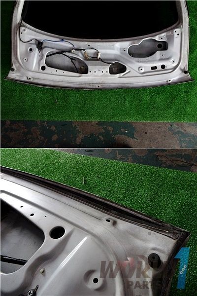 公式正規品 RPS13 180SX 純正 リアゲート 熱線ガラス 付き 外装 バック 公式正規品 RPS13 180SX 純正 リアゲート 熱線ガラス 付き 外装 バック