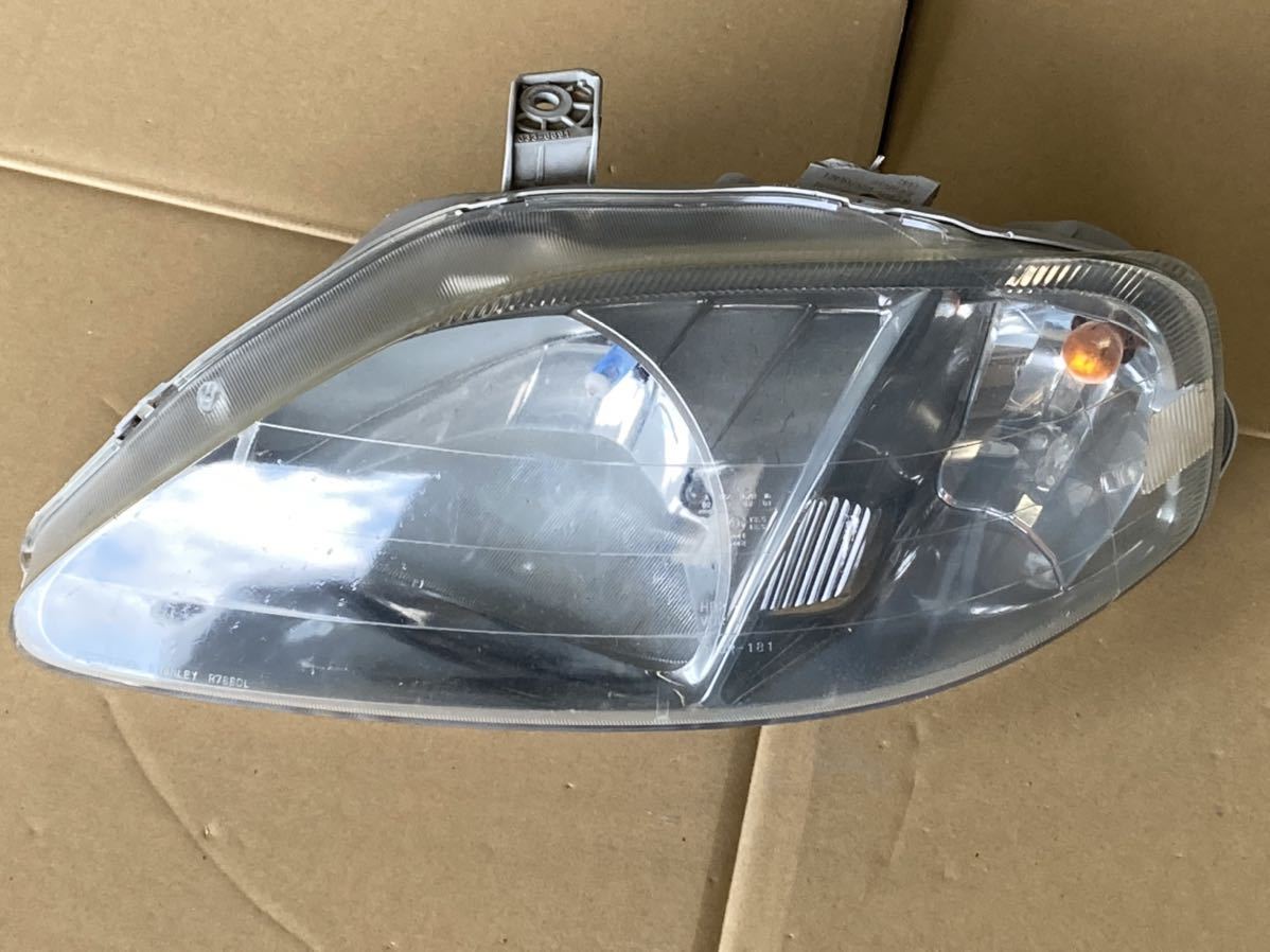 2121941☆ オデッセイ RC系 前期中期 右ライト LED KOITO 100-18076