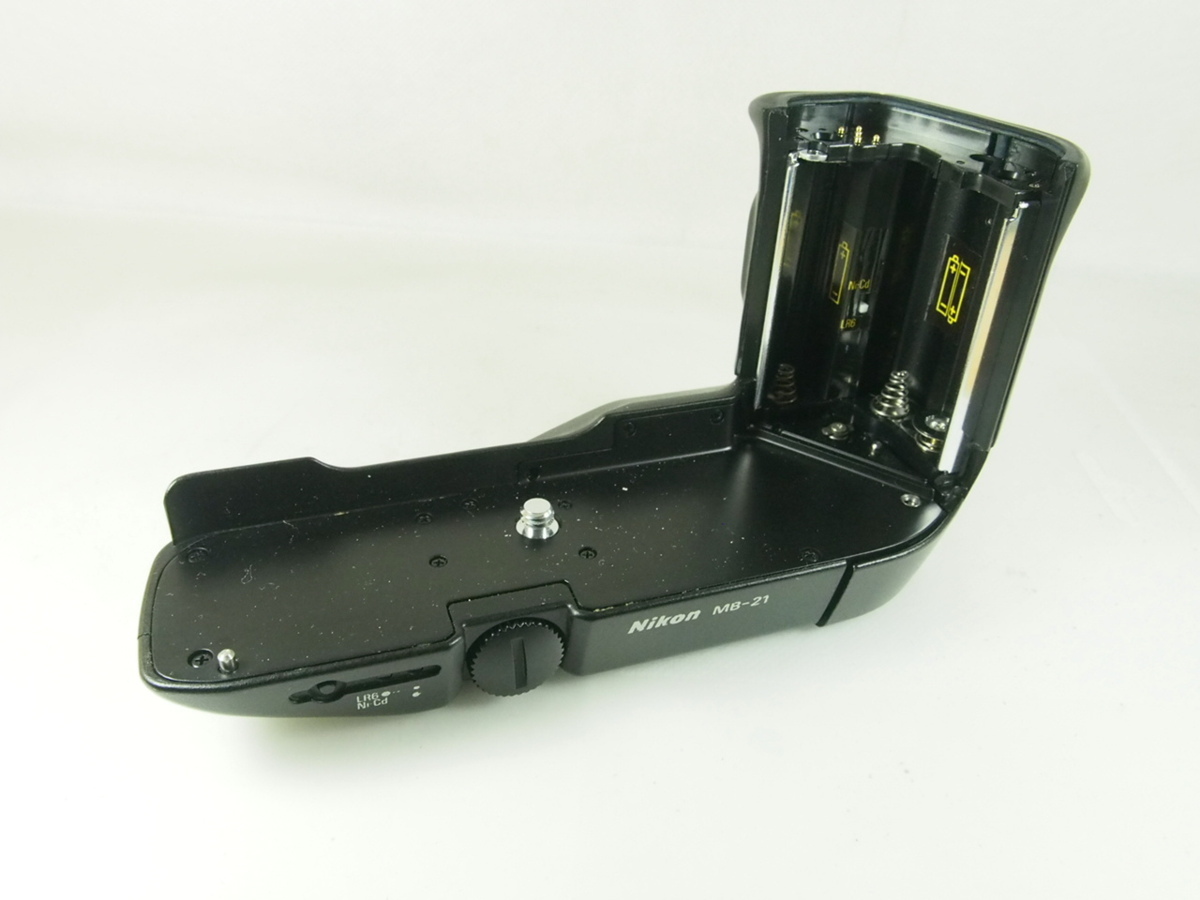 MB-21 ニコン - Yahoo!オークション F4用バッテリーパック 単三×6／Ni