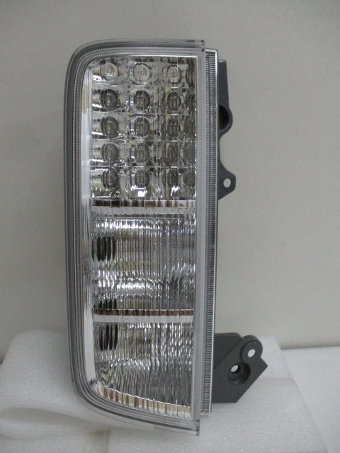 豊富な，定番人気 SS5209K エルグランド E52 純正 左テールランプ LED STANLEY P8960(テールライト)｜売買されたオークション情報、yahooの商品情報をアーカイブ公開 - オークファン 日産用