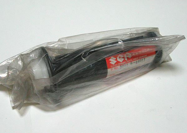 スズキ GSX400F GSX250？ スロットルグリップ 57110-44011 新品(スズキ