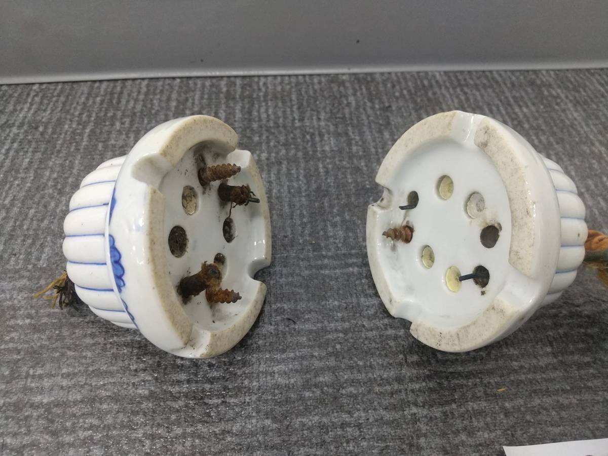 古民家 碍子 ローゼット 菊型 2個 /アンティーク*ビンテージ*昭和レトロ*古道具*照明器具*大正ロマン*アトリエランプ*洋館*工業系*白磁 古民家 碍子 ローゼット 菊型 2個 &frasl;アンティーク*ビンテージ*昭和