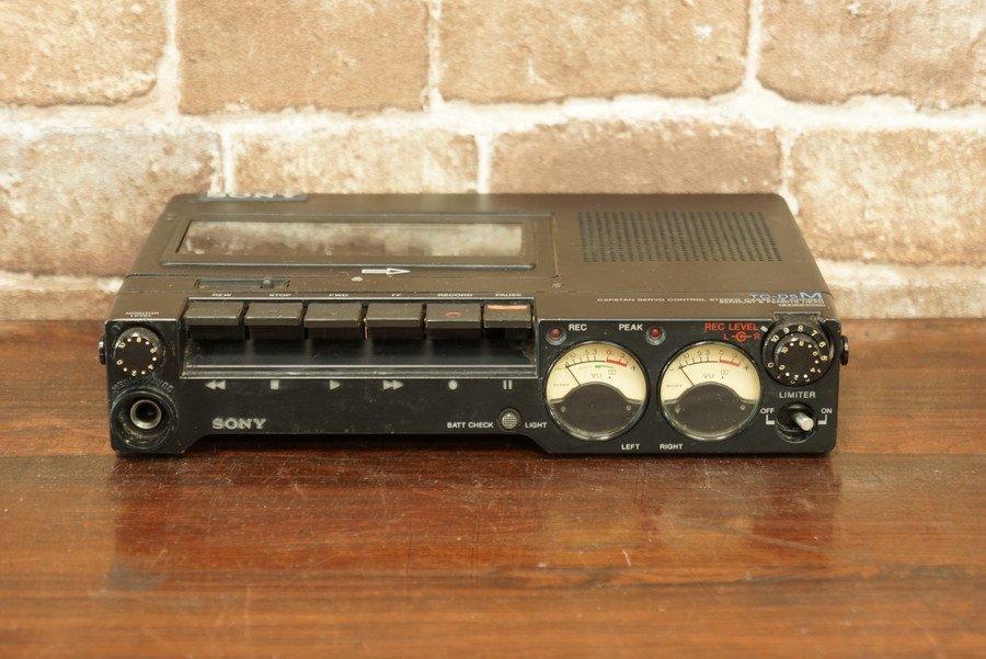 JUNK 】SONY TC-D5M ソニー メタルテープ対応 ポータブルカセット
