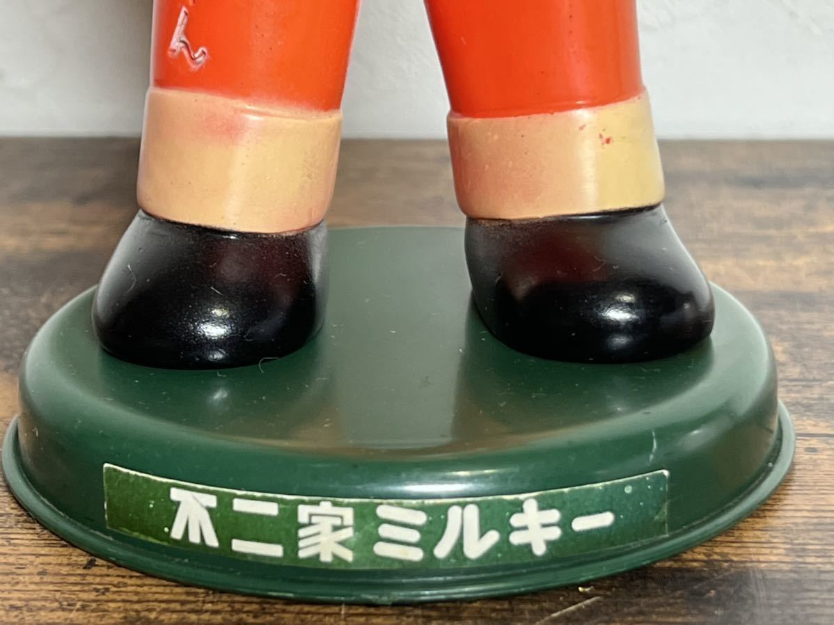 不二家 ミルキー ペコちゃん 昭和レトロ 陶器製 首振り人形 ビンテージ 希少品 Amazon | 不二家 ペコちゃん 首振り人形 復刻版 1959年頃のペコちゃん
