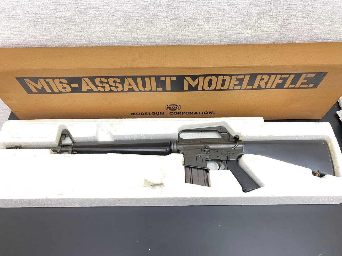 SMG M16 モデルガン ASSAULT RIFFLE MGC（M16 A1 アサルト ライフル 