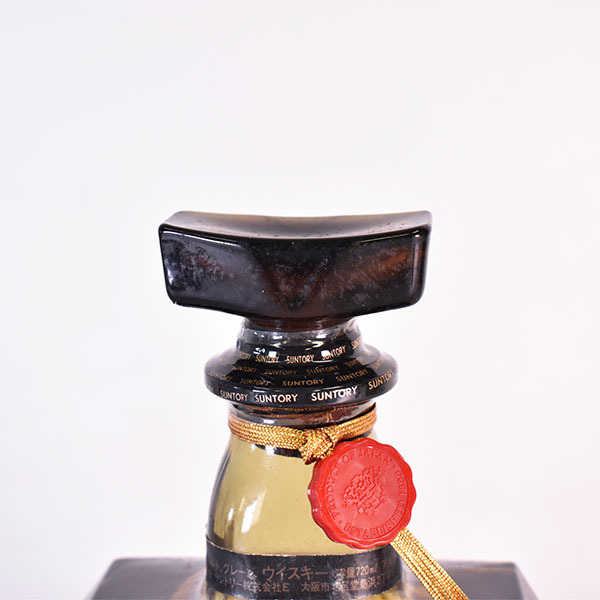 限定品】サントリー ROYAL ウィスキー 干支ボトル 戌歳 720ml 東京