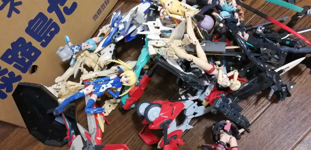 自宅展示品 フィギュア プラモデル いろいろ まとめ売り 武装神姫 