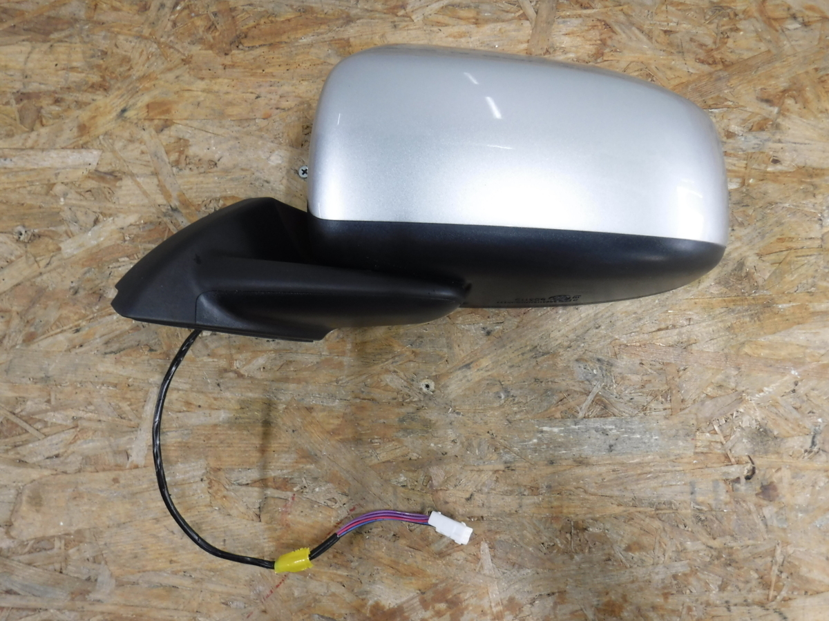 ★ 三菱 / eKワゴン / B11W / ドアミラー / 左 / 7632C801HD / U25 シルバー / サイド 電動格納 ヒーター付 7本線