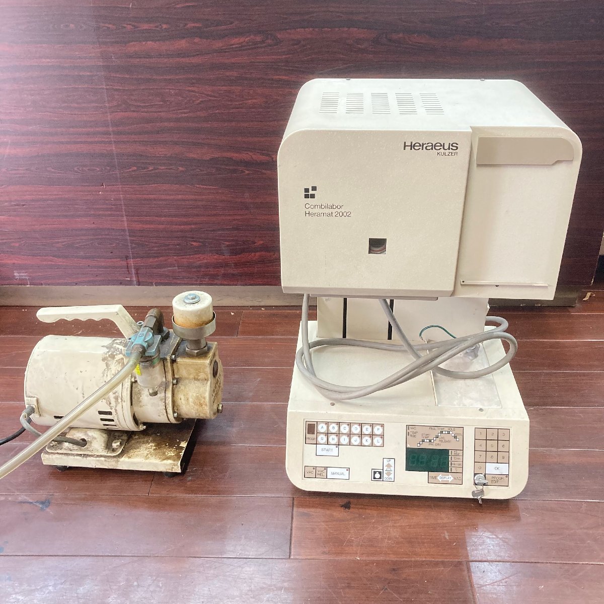f001 Heraeus Kulzer ヘレウス クルツァー 2002 ポーセレンファーネス
