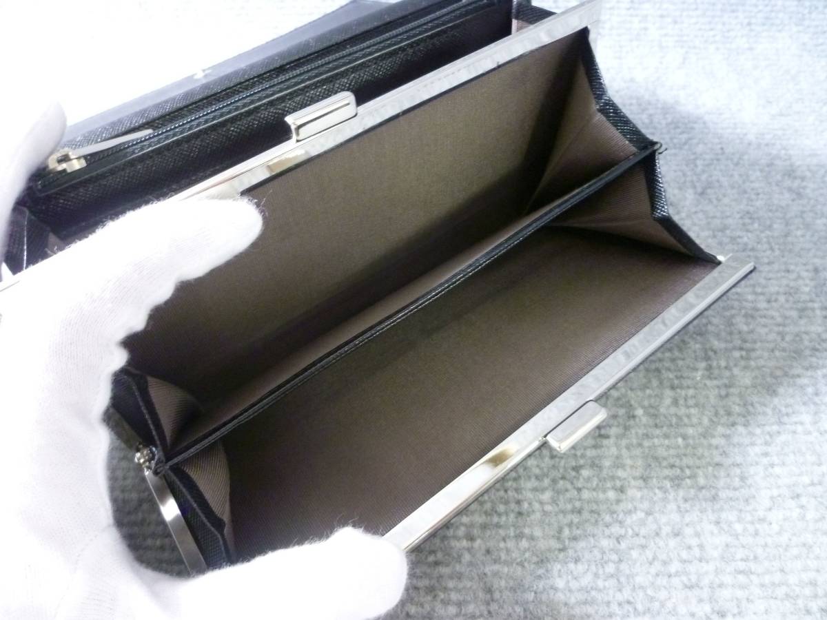 4691) BURBERRY バーバリー レザー エンボスチェック がま口 ガマ口 長