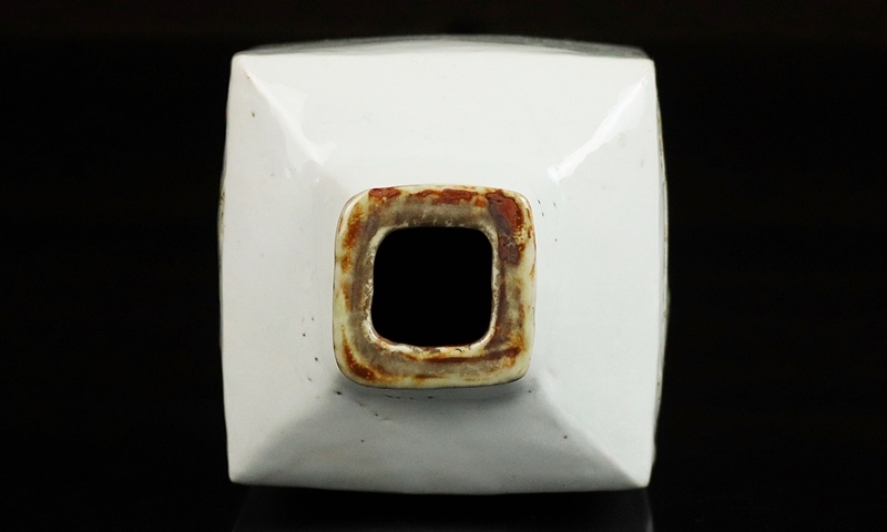 河井寛次郎 筒描文盃 河井敏孝識箱 無傷 民藝の巨匠(濱田庄司,柳宗悦の盟友) 河井寛次郎 筒描文盃 河井敏孝識箱 無傷 民藝の巨匠(濱田庄司,柳宗悦の
