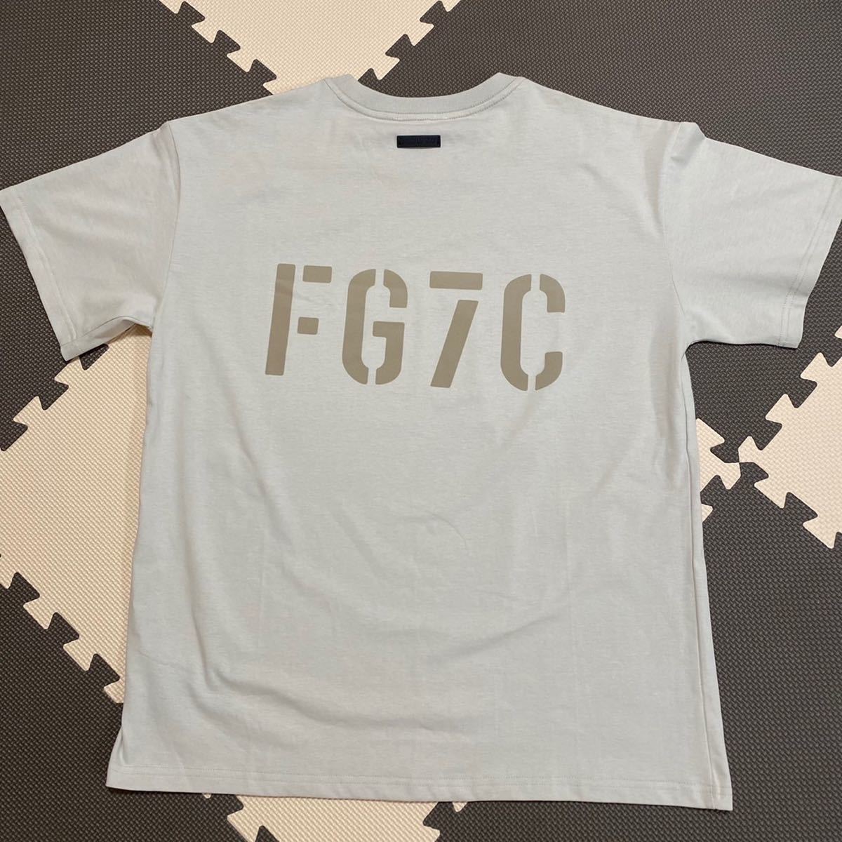 得価 FEAR OF GOD MEDIUM FG7C 半袖Tシャツ オーバーサイズ ユニセックス(文字、ロゴ)｜売買されたオークション情報、yahooの商品情報をアーカイブ公開 - オークファン Mサイズ