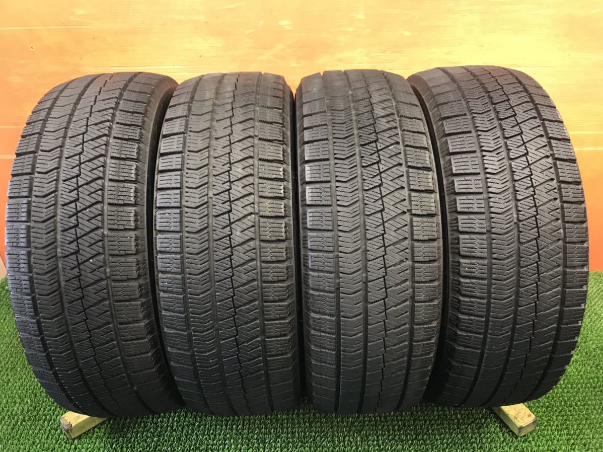 お得，正規品 1f-155 冬 185/55R16 BRIDGESTONE Blizzak VRX2 2018年49週 7.5-8分山 4本(中古品)｜売買されたオークション情報、yahooの商品情報をアーカイブ公開 - オークファン 16インチ