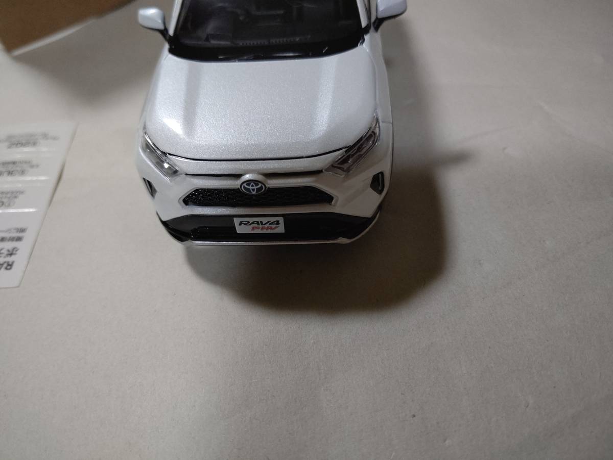 1⁄30 PHV RAV4 トヨタ 新型RAV4 カラーサンプル | ミニカー 非売品