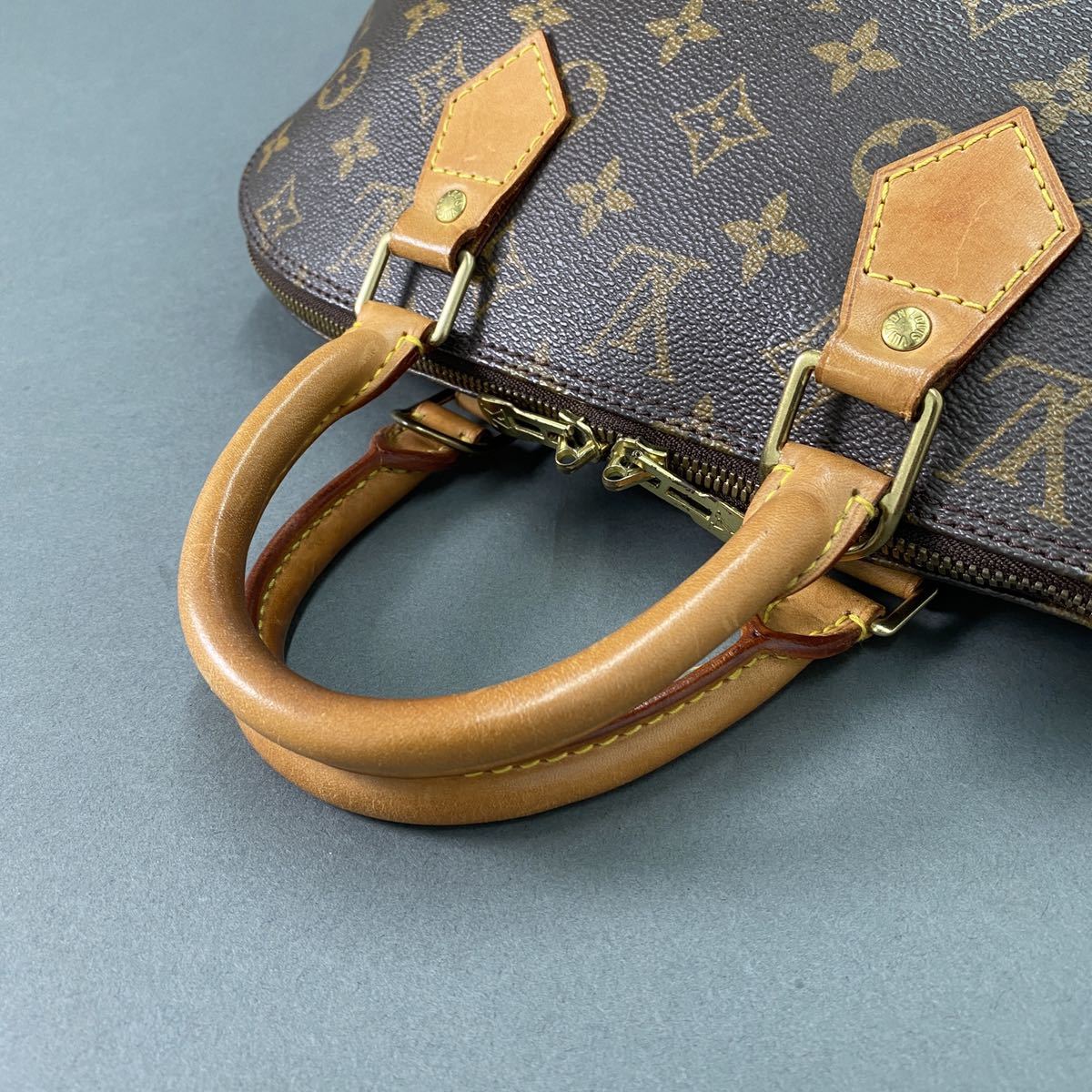 Gf30 LOUIS VUITTON ルイヴィトン 旧型 アルマMM M40878 モノグラム 