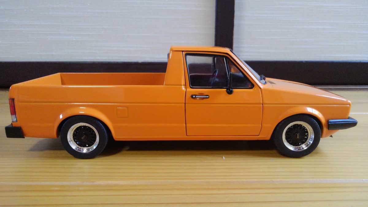 ソリド 1/18 ミニカー フォルクスワーゲン ゴルフ 1 キャディ caddy