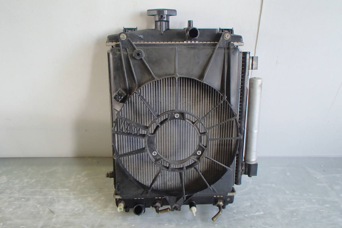 【定番人気，HOT】 JF1/JF2 前期 N-BOX エヌボックス カスタム 純正 ラジエーター コンデンサー ノンターボ 19010-R9G-J01/222000-7911/80100-TY0-013 22-888(ラジエーター)｜売買されたオークション情報、yahooの商品情報をアー ホンダ用