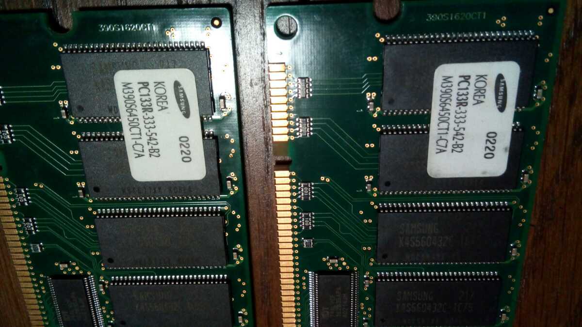 SAMSUNG ECC Reg SDRAM 512MB×2枚