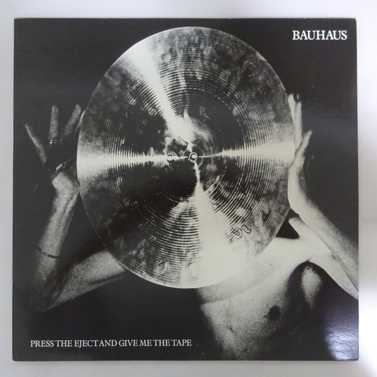 11167730; UKオリジ/7inch付/ポスター Bauhaus / Press The Eject And Give Me The Tape(その他)｜売買されたオークション情報、yahooの商品情報をアーカイブ公開 - オークファン B