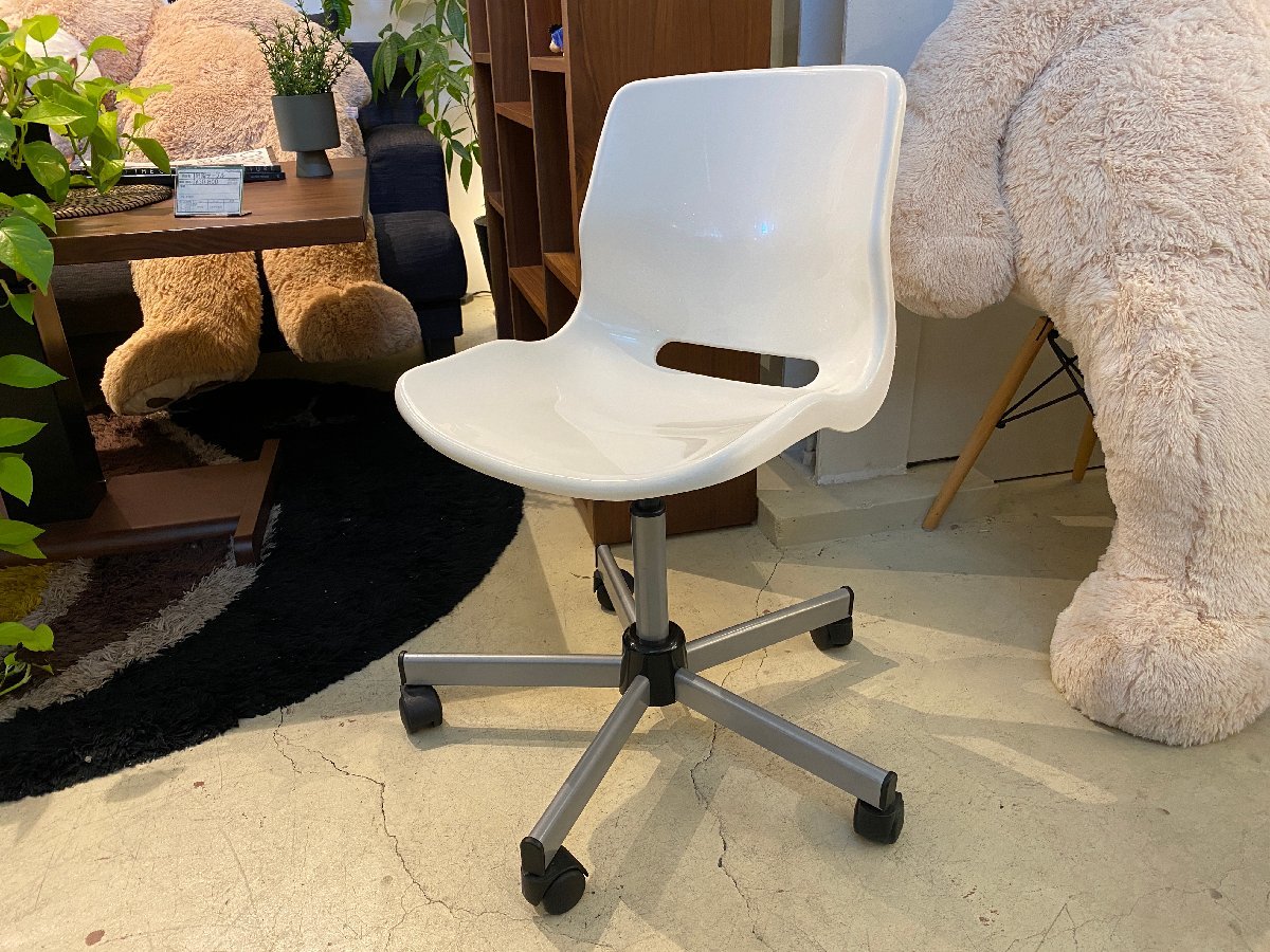 Ikea イケア ワークチェア チェア 椅子 キャスター付き ホワイト 品 Ikea イケア 売買されたオークション情報 Yahooの商品情報をアーカイブ公開 オークファン Aucfan Com