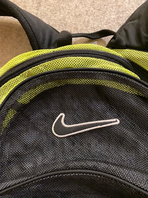 Nike ナイキ リュック バックパック メッシュ リュックサック デイパック 売買されたオークション情報 Yahooの商品情報をアーカイブ公開 オークファン Aucfan Com