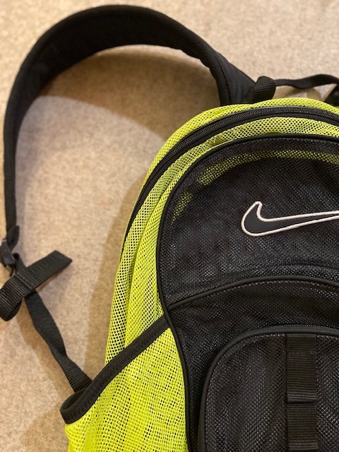 Nike ナイキ リュック バックパック メッシュ リュックサック デイパック 売買されたオークション情報 Yahooの商品情報をアーカイブ公開 オークファン Aucfan Com