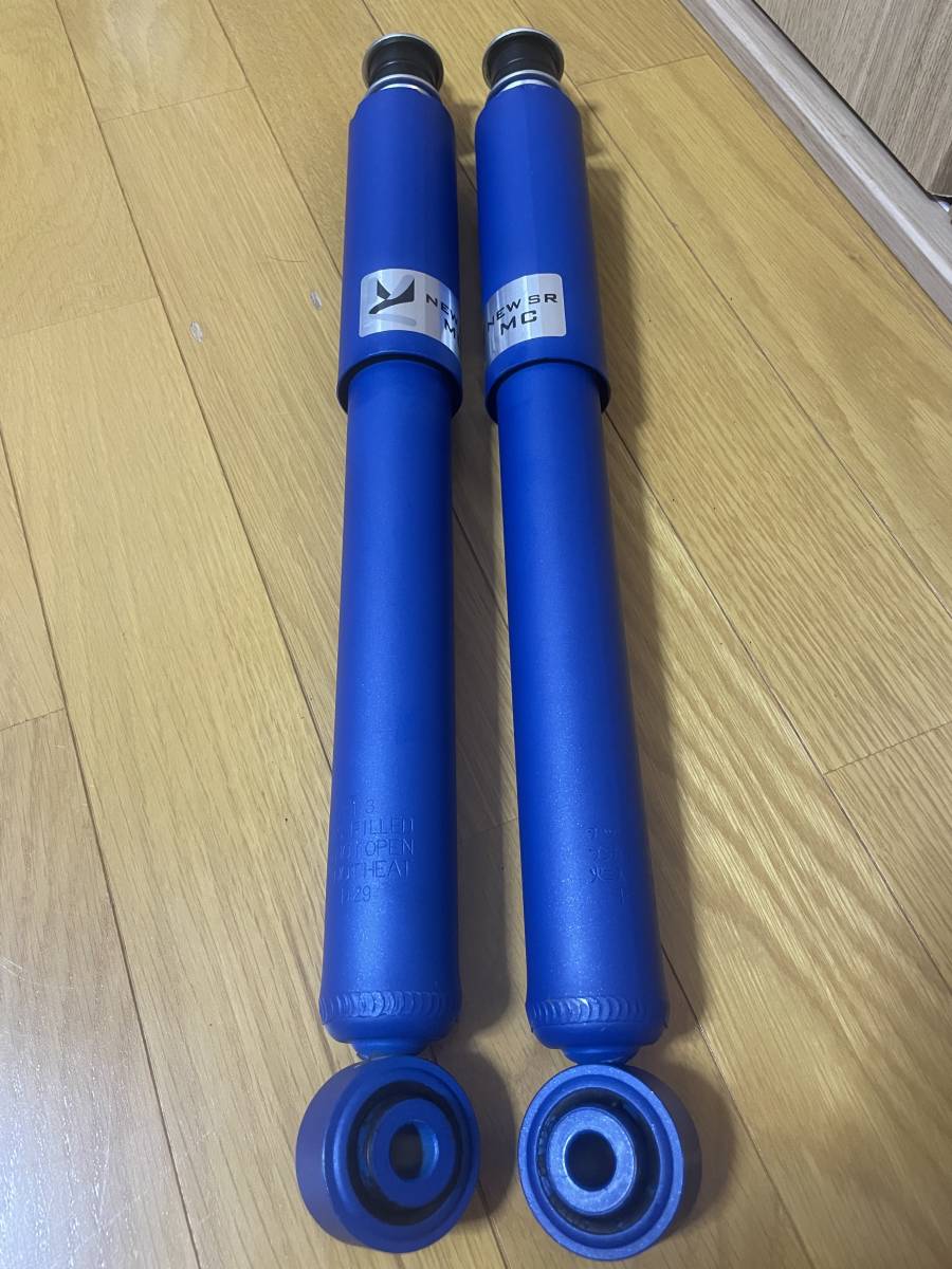 美品 スズキ ジムニー シエラ JB74W カヤバ KYB NEW SR NSFC1415 