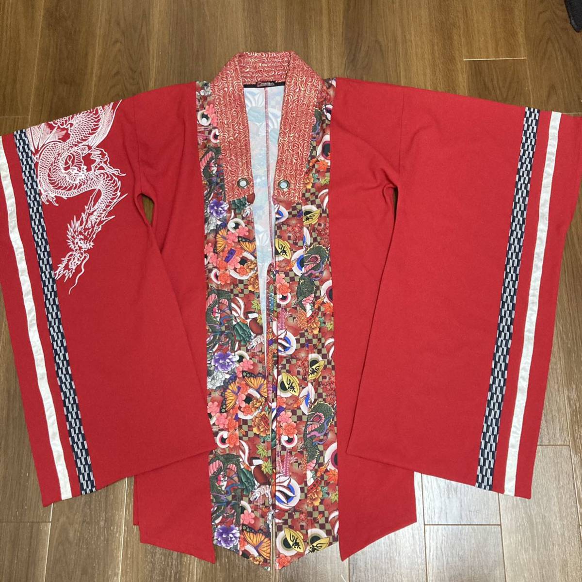 キューティーフラッシュの赤羽織 カーディガンはおり上着 和柄古典模様