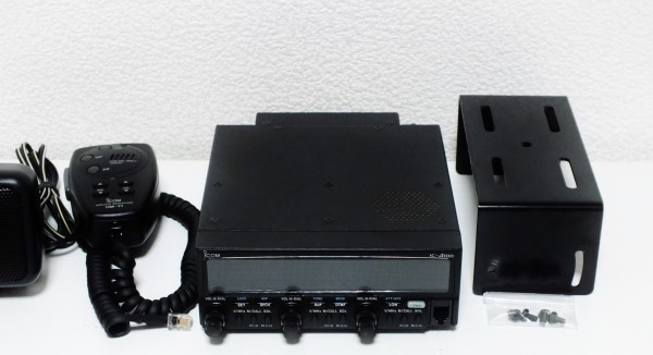 ICOM IC-⊿100 トリプルバンダー 144/430/1200MHz モービル無線機  