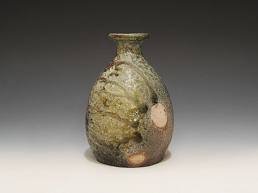 西浦武 ☆ 越前 徳利 ☆ 共箱 共布 栞 ☆ 縁： 木村盛和 ☆ 青味を帯び