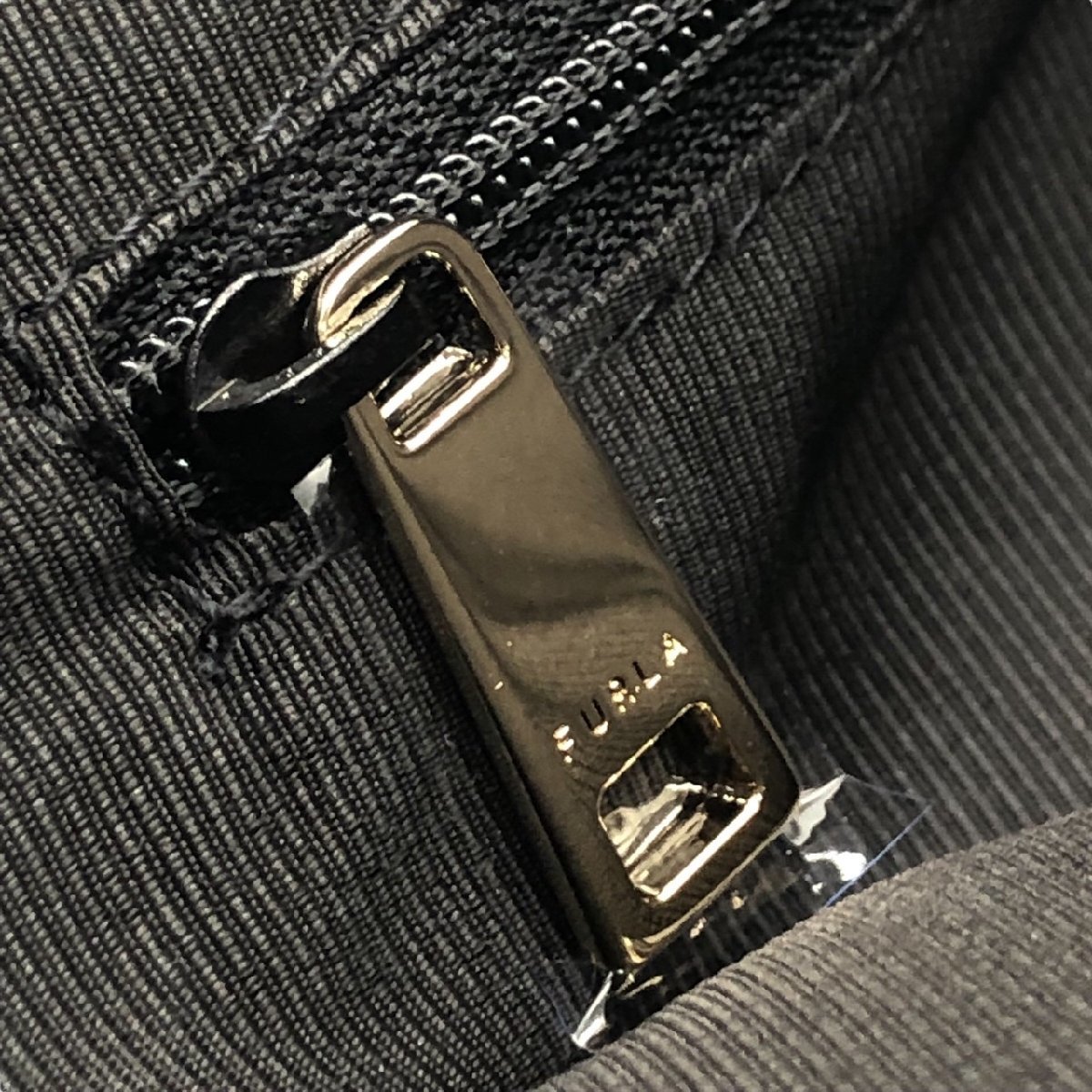 タグ付き 未使用 FURLA フルラ エッセンシャル WB00287 HSF000 本革 