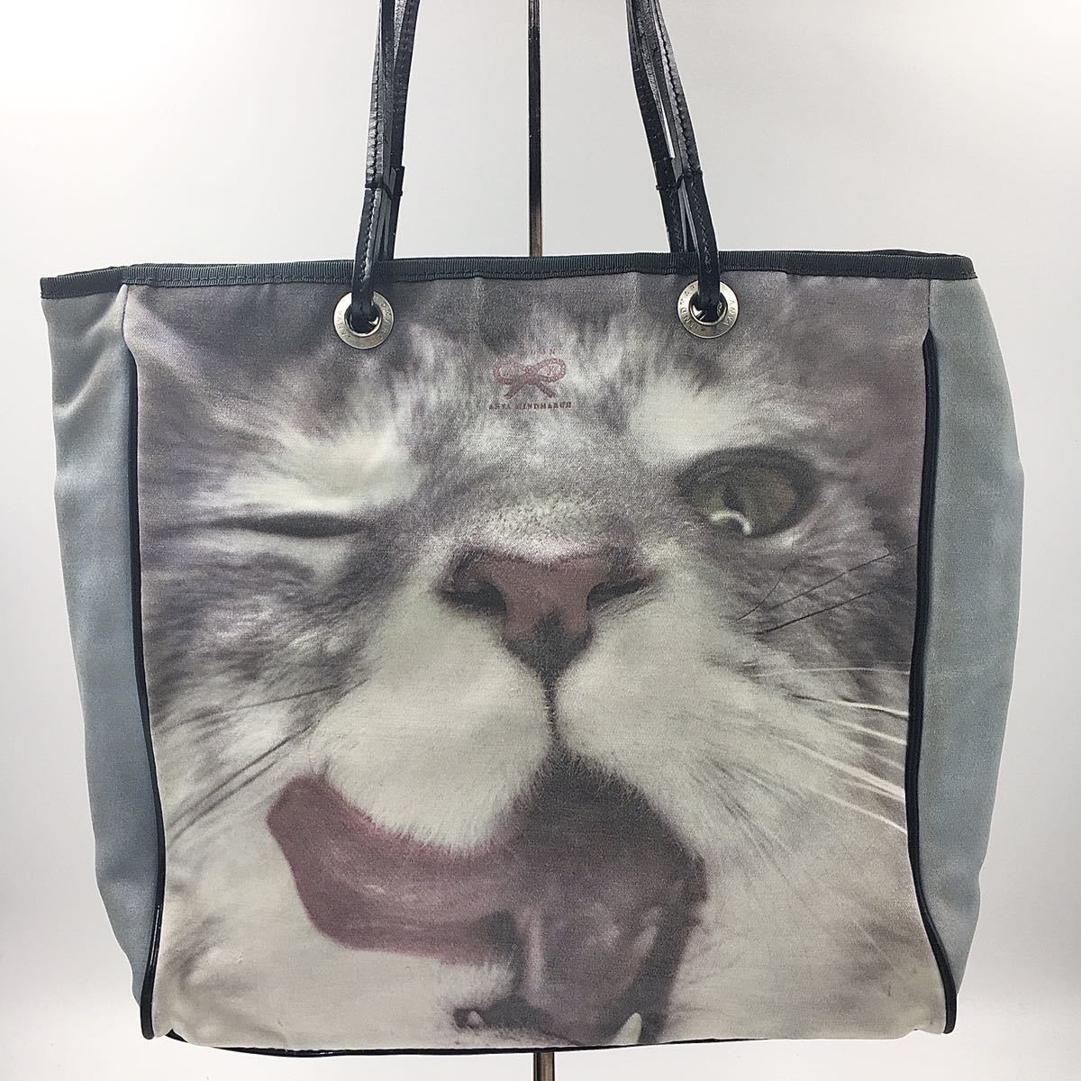 アニヤ・ハインドマーチ 猫 CAT バッグ トートバッグ ブルー 水色 