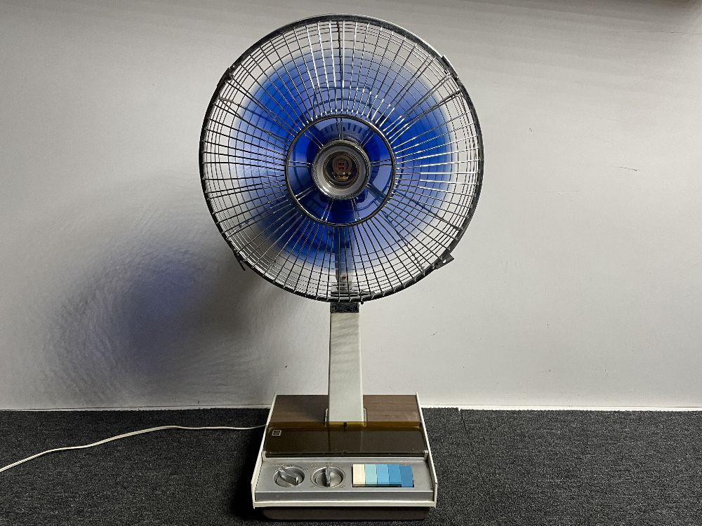 昭和レトロ 扇風機 東芝 - 紫羽根 | アンティーク [Sold 鉄 Yahoo